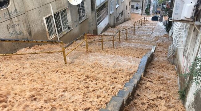 İzmir, Venedik'e döndü