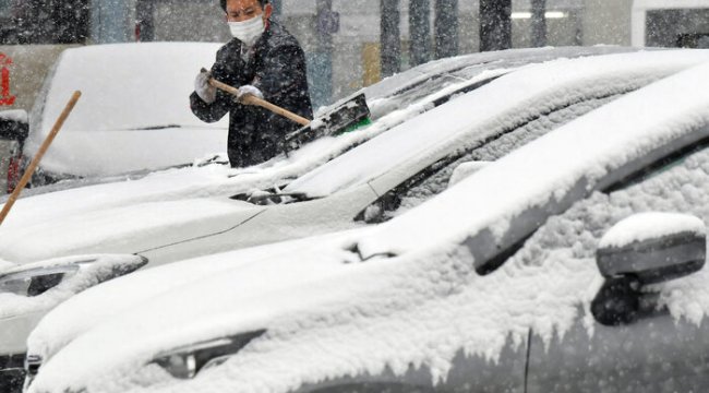 Japonya'da yoğun kar yağışı nedeniyle ölü sayısı 29'a çıktı