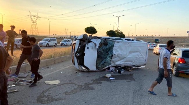 Batman'da hafif ticari araç takla atıp yan yattı: 1 yaralı