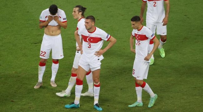 EURO 2020'de 0 puanlı 3 takım içinde en kötüsü Türkiye