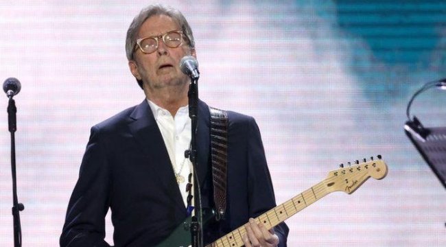 Rock efsanesi Eric Clapton, aşı zorunluluğu olan salonlarda konser vermeyeceğini söyledi