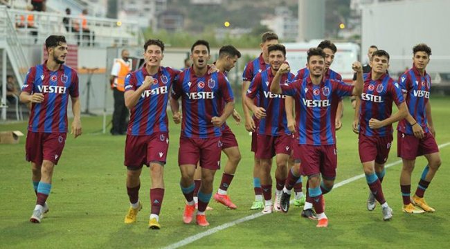 Süper Lig U 19'da final belli oldu: Galatasaray-Trabzonspor! Fenerbahçe iki golle kaybetti