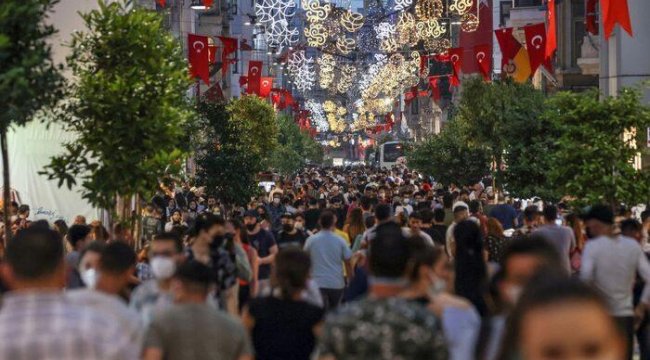 Covid: Türkiye'de vaka sayıları ve kısıtlamalarda son durum. Batman İlk Sırada