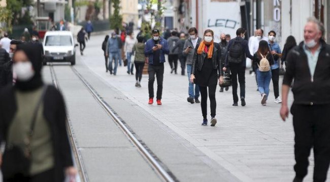 Son 4 haftaki yükseliş korkuttu, vaka sayısı 25 bine dayandı! Uzmanlar uyarıyor: Yine kapanabiliriz