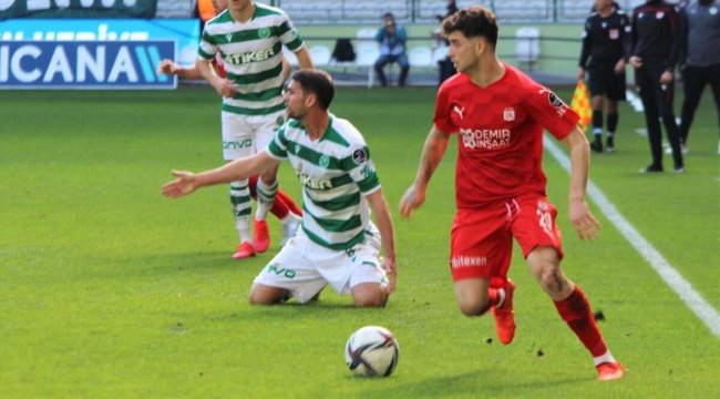 Konyaspor'un iç sahadaki namağlup serisi son buldu