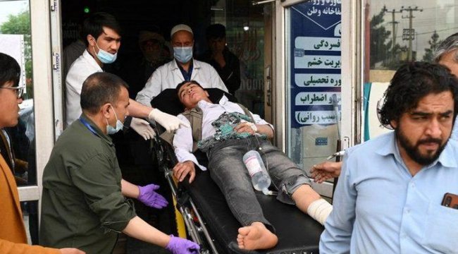 Afganistan'ın başkenti Kabil'de erkek lisesine bombalı saldırıda en az altı kişi öldü