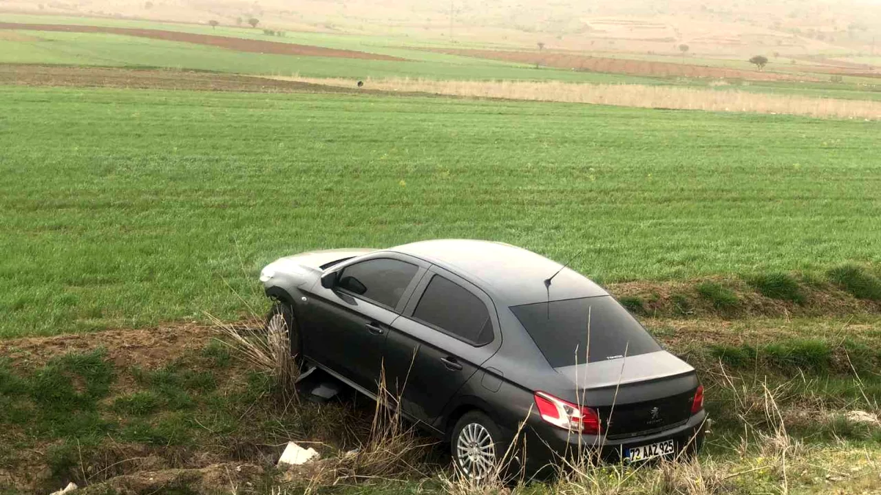 Gercüş'te otomobil yoldan çıktı: 1 yaralı