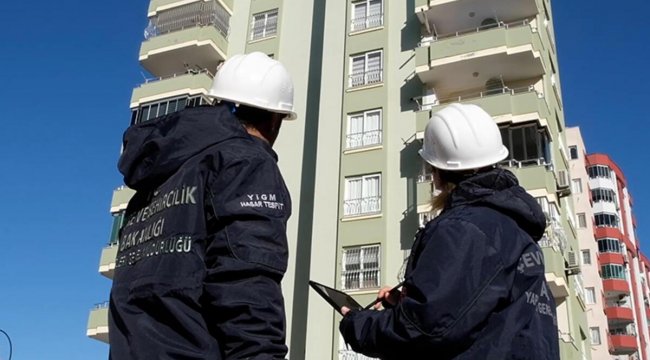 Depremlerden etkilenen illerde 61 bin 722 binanın acil yıkılması gerekiyor