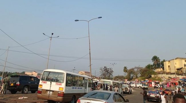 Gabon'da darbe sonrası sınırlar yeniden açıldı