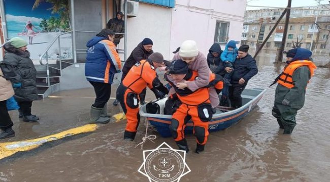 Kazakistan'da sel felaketi! 20 bölgede acil durum ilan edildi, 16 bin kişi tahliye ediliyor!