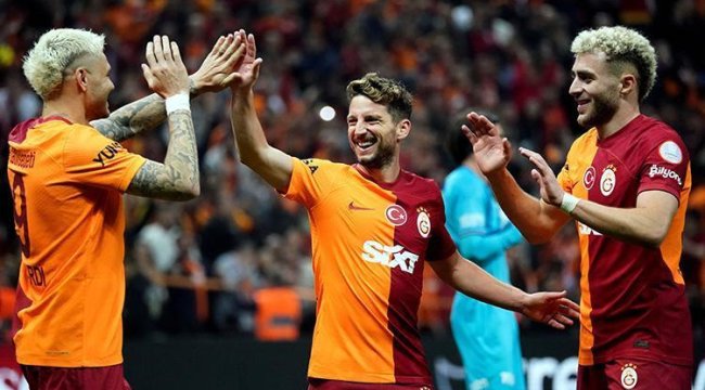 Galatasaray'ın 3 yıldızı Icardi, Mertens ve Ziyech son düzlükte coştu